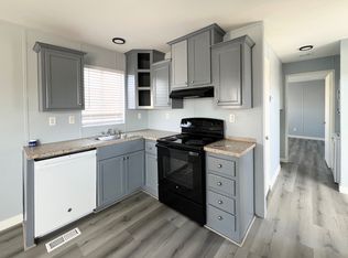 625 W McKellips Rd Lot 147, Mesa, AZ 85201