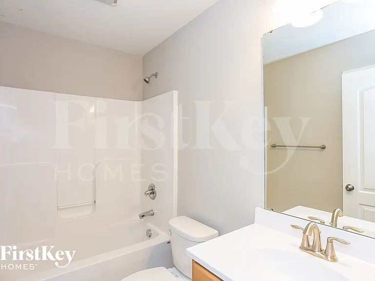 100 Ash Ave NW — Photo 17