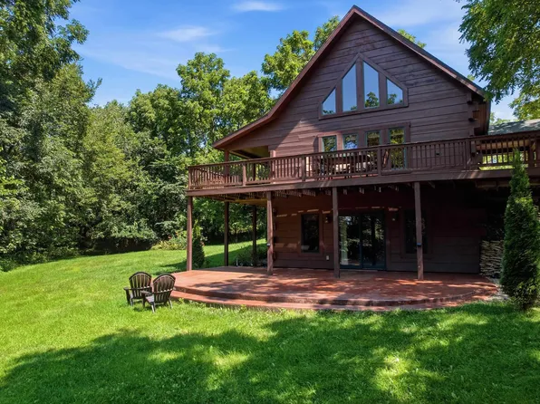 35103 Nature Ln, Prairie Du Chien, WI 53821