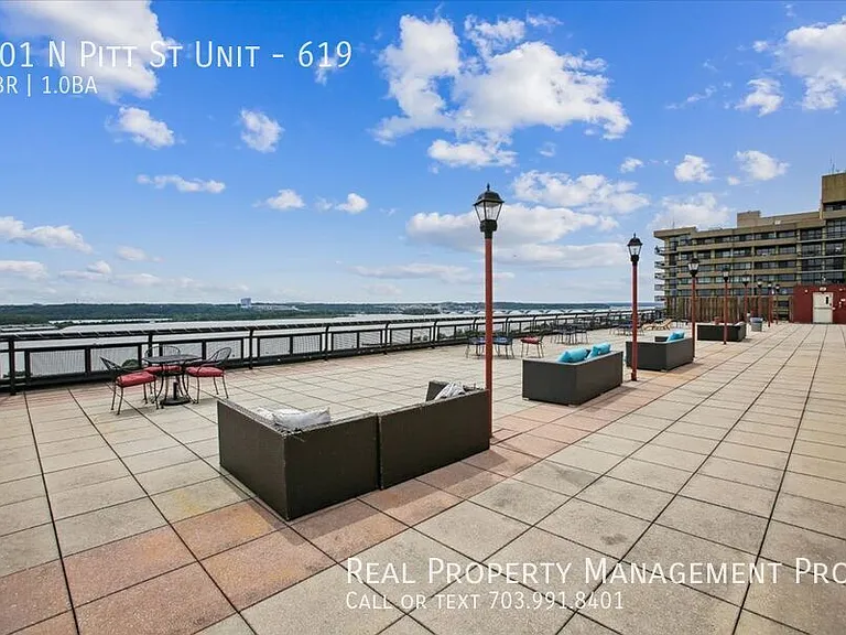 801 N Pitt St #619 — Photo 23