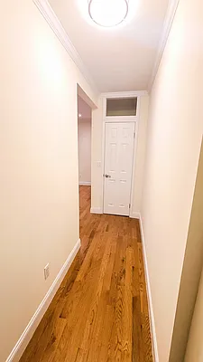 Rented by United Realty Equities | media 10