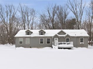 14 1st Ave, Constantia, NY 13044