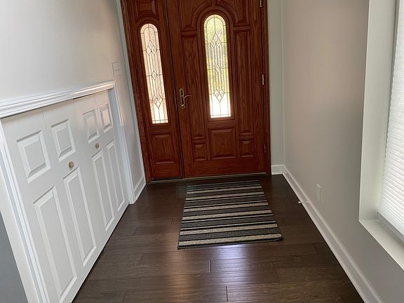 5th image of 2295 Washington St