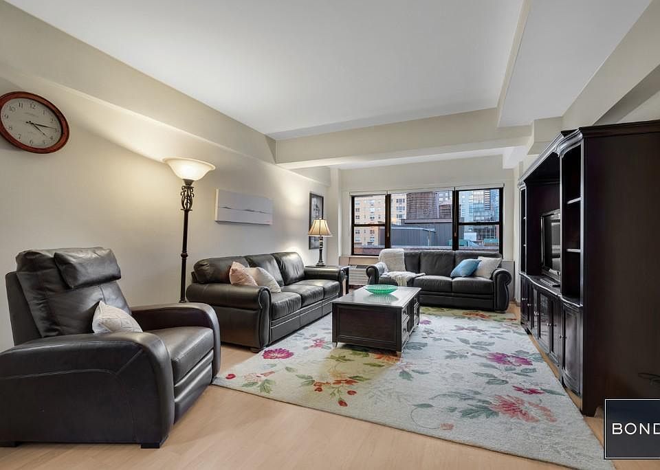 1st image of 210 E 36th St APT 10E