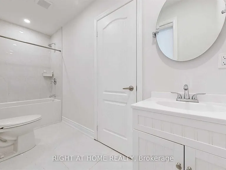 8 Airley Cres #MAIN — Photo 21