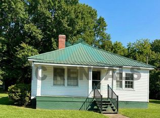 1318 Front St, Eden, NC 27288