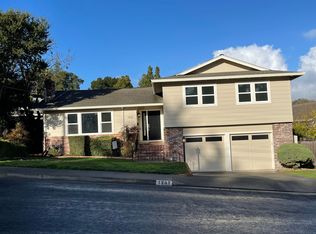 1202 West St, Petaluma, CA 94952