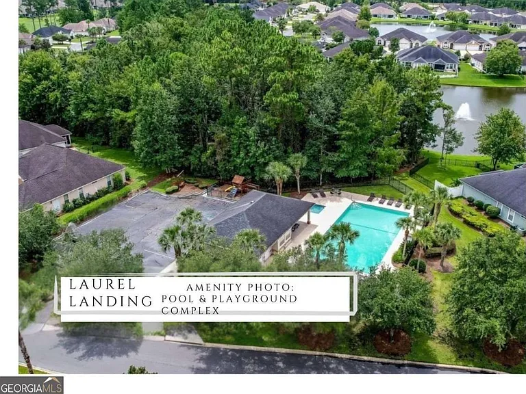 233 Austin Ryan Dr — Photo 37