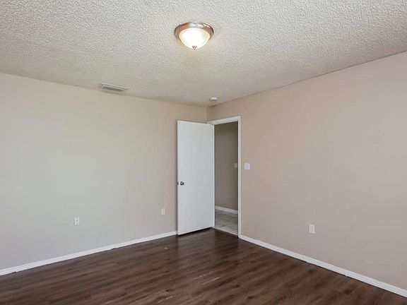 3rd image of 14381 SW 112th Ter