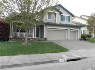 9524 Camelot Dr, Windsor, CA 95492