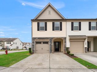 403 Leighann Ridge Ln, Rolesville, NC 27571