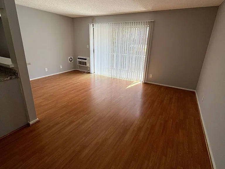 400 S. Kingsley Drive — Photo 59