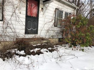 12 Holdstock Pl, East Hartford, CT 06108