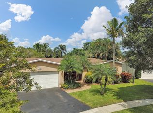 10355 NW 4th St, Fort Lauderdale, FL 33324