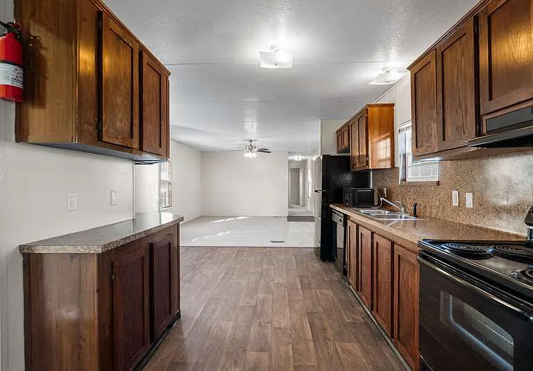 5116 Coba Calle — Photo 9