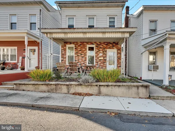 210 High St, Schuylkill Haven, PA 17972