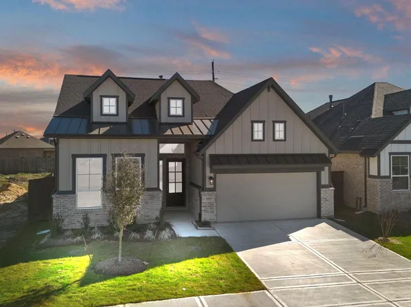 15035 Mission Ave, Mont Belvieu, TX 77523