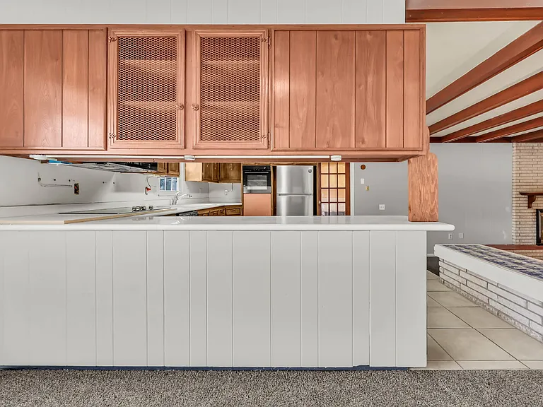 359 Meadow Ln — Photo 18