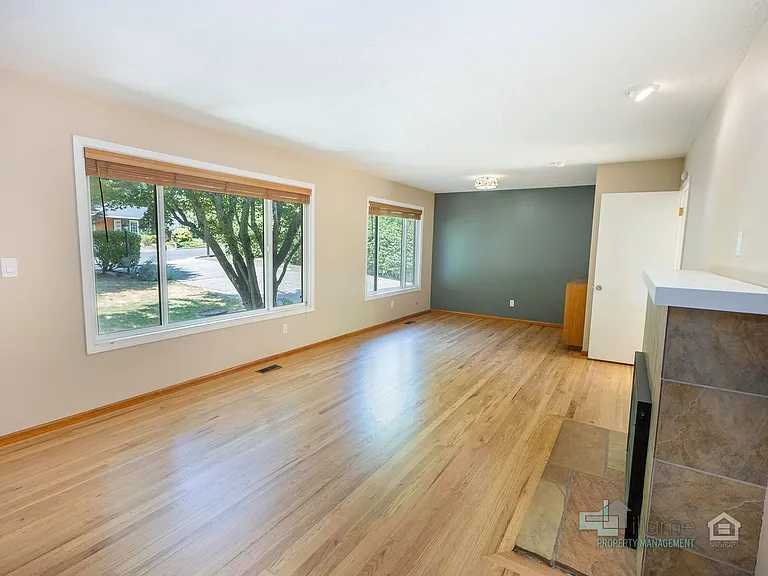 9610 SW Washington Pl — Photo 6