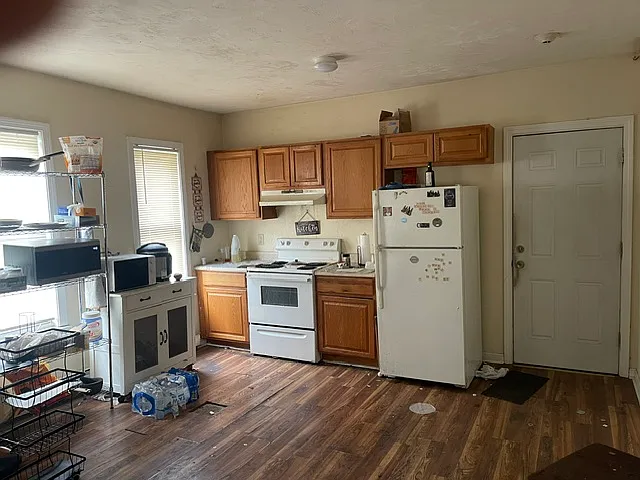 18 Clifton St #1 — Photo 2