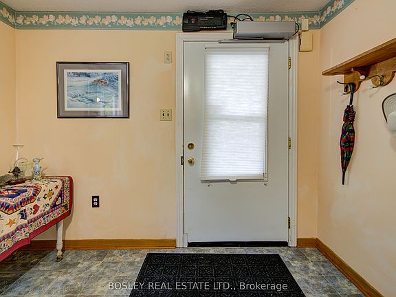 4th image of 310 Tiny Beaches Rd S