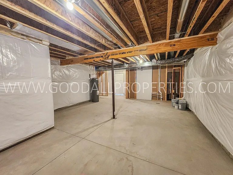 285 NW Morgan Ct — Photo 32
