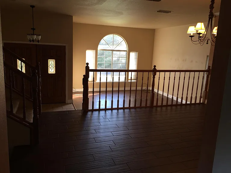 112 Garrett Dr — Photo 6