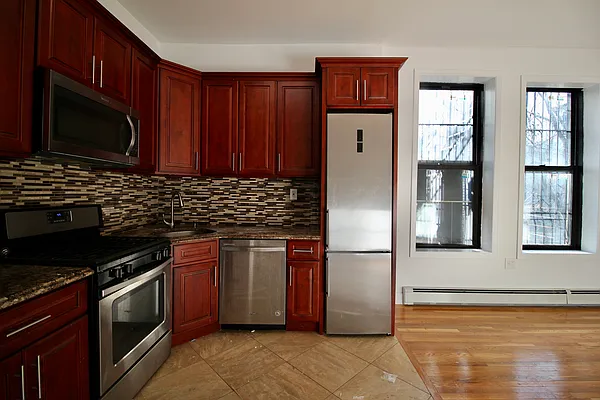 Rented by Hagstrom Management Inc | media 14