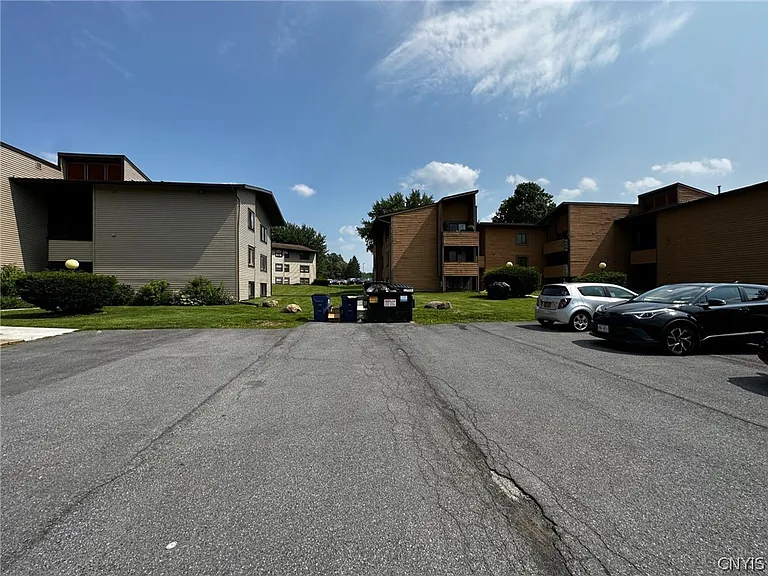 505 Village Blvd — Photo 6