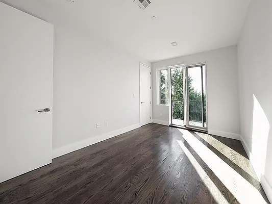 Rented by Cyberapts Management | media 7