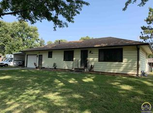 426 NE Oakland Ave, Topeka, KS 66616