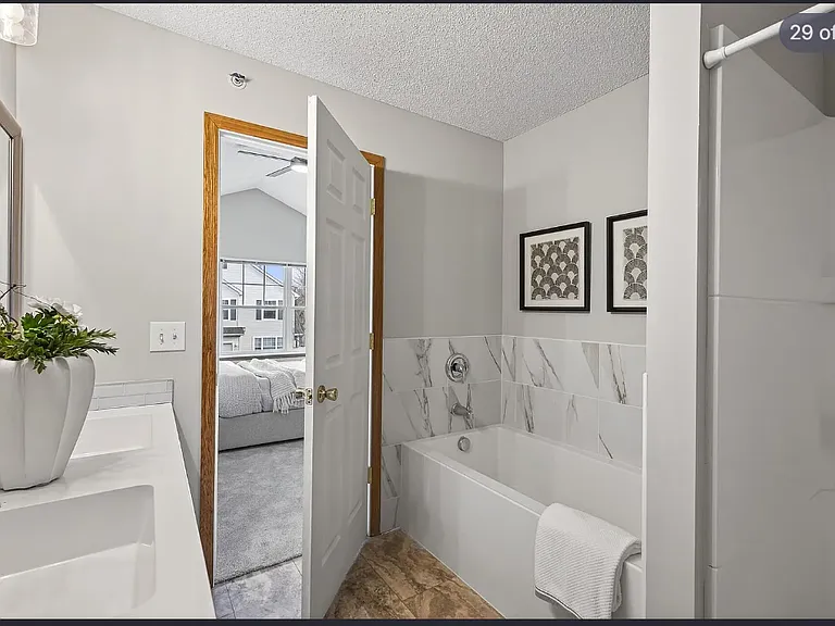 5055 Holly Ln N #4 — Photo 11