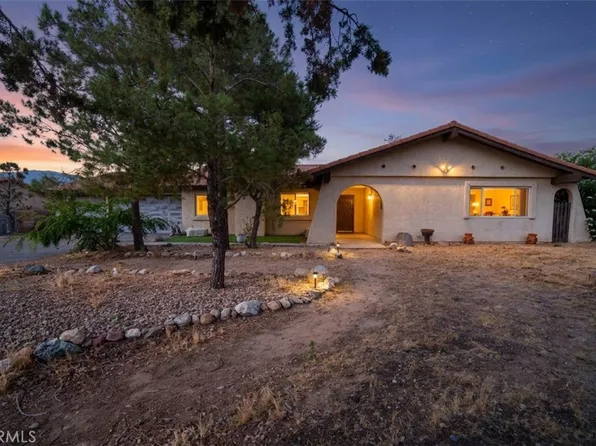 8899 Camphor Ave, Hesperia, CA 92345