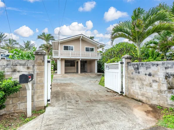 54-006 Kahikole Pl, Hauula, HI 96717