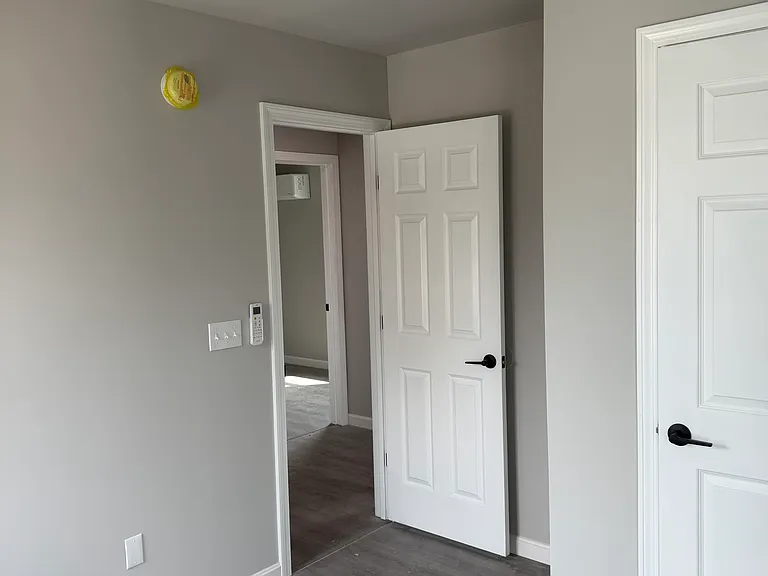 21 Isham St #101 — Photo 14