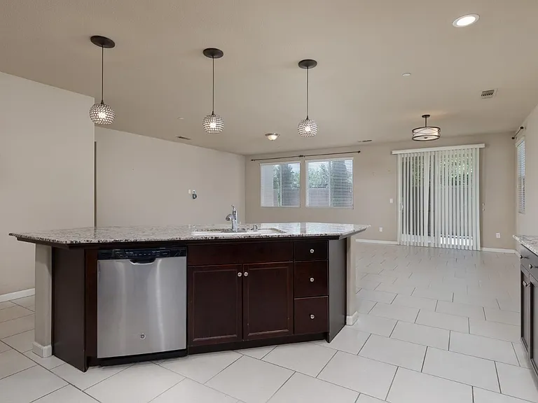 3720 Griffith Ave — Photo 25