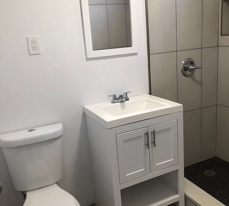 2nd image of 6016 86th St APT L3