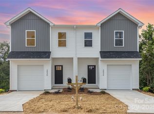 2030/2032 1st St SW, Hickory, NC 28602