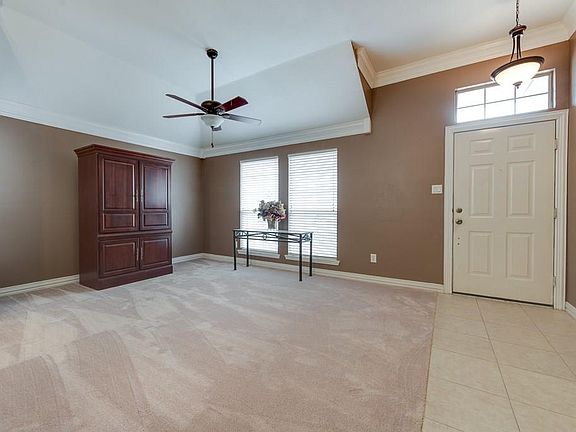 4th image of 4301 Sarasota Ln