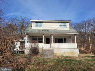 9492 Cumberland Rd, Springfield, WV 26763