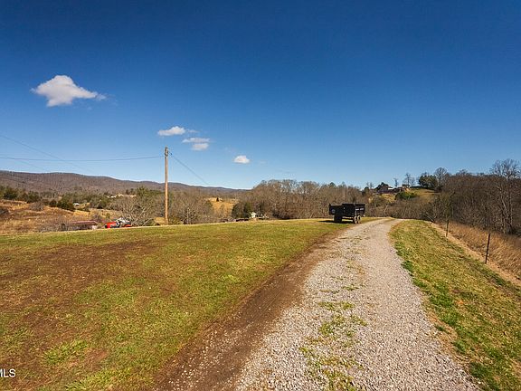 5th image of 179A Sutton Hollow Rd