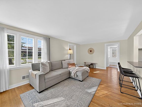 5th image of 844 Bode Rd