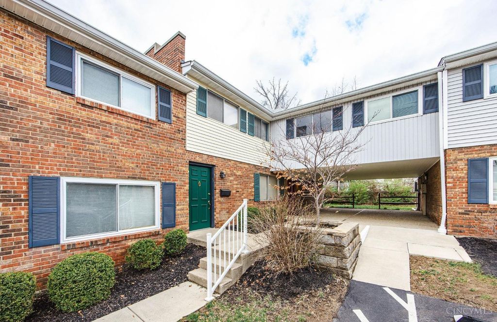 Real estate listing image