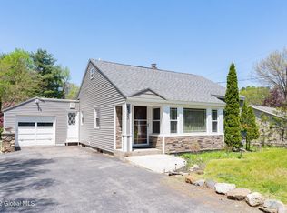 6253 Johnston Rd, Albany, NY 12203