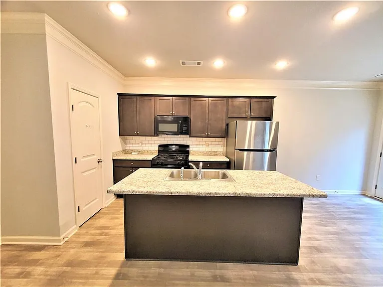 349 Turtle Creek Dr — Photo 6