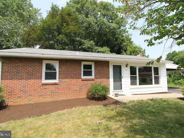 1449 N Allen St, State College, PA 16803