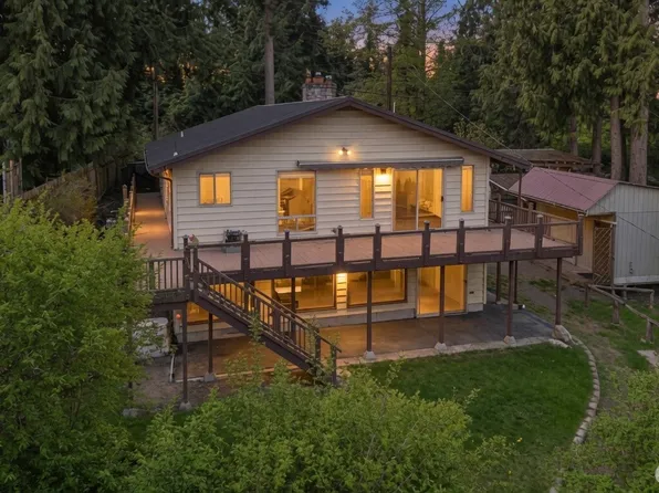 3817 Bells Beach Road, Langley, WA 98260