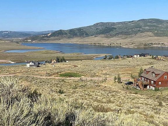 3rd image of 31570 Shoshone Way