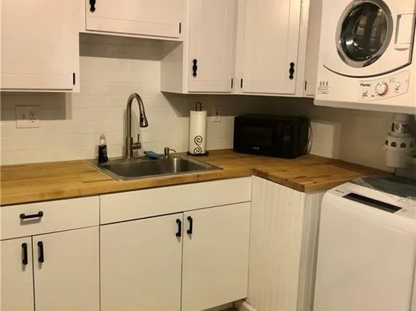 356 Franklin Avenue #A9, Hartford, CT 06114