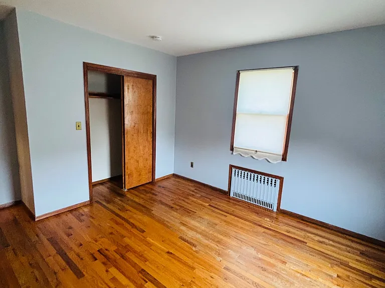 45 Nassau Ave — Photo 13